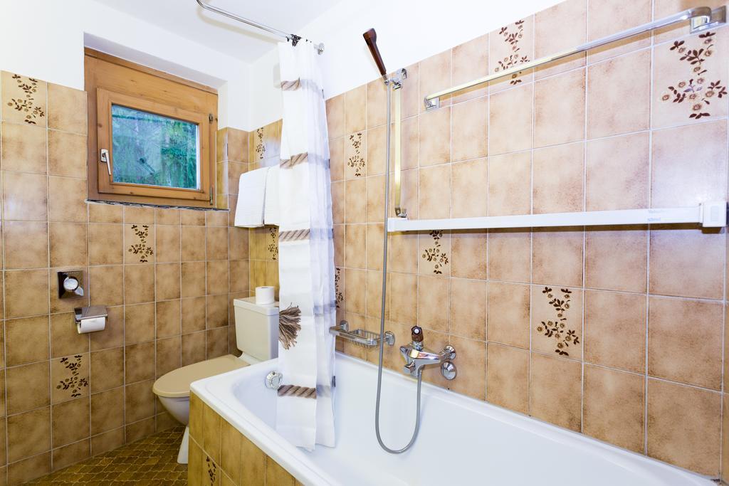 Hotel B&B Susom Surlej Сільваплана Екстер'єр фото